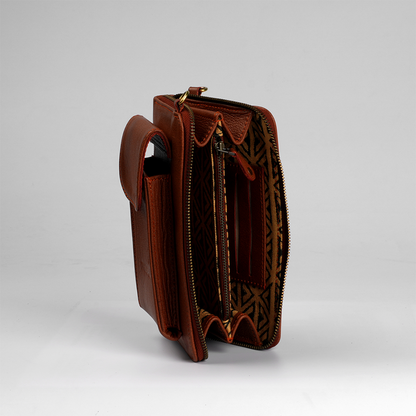 Relocate V2 leather mobile pouch